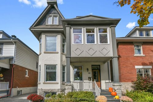 273 Powell Ave, Ottawa, ON, K1S2A4 | Card Image