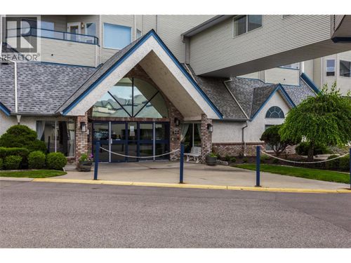 204-877 Klo Rd, Kelowna, BC, V1Y9R1 | Card Image