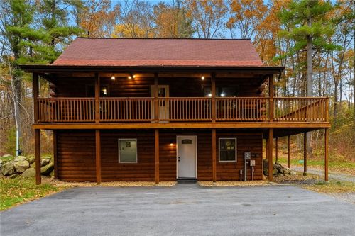 585 Sherman Farm Rd, Burrillville, RI, 02830-1152 | Card Image