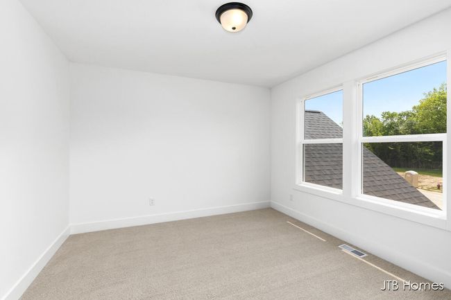 5899 Valley Point Dr Se, House other with 4 bedrooms, 3 bathrooms and null parking in Caledonia MI | Image 23
