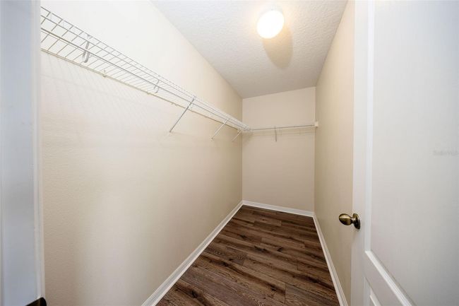 Primary walk-in closet | Image 21