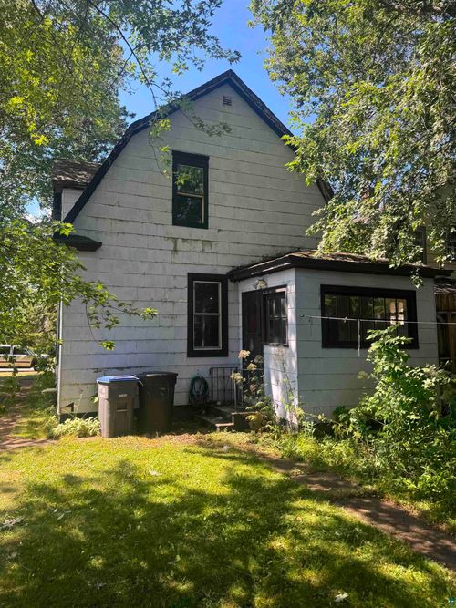 5115 E 1st St, Superior, WI, 54880 | Card Image