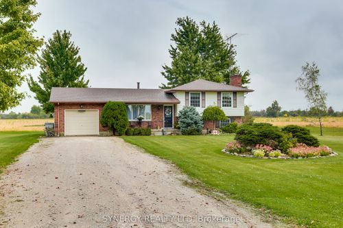 3830 White Pine Rd, Alvinston, ON, N0N1A0 | Card Image