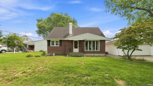 1328 N Park Drive, New Haven, IN, 46774-1716 | Card Image