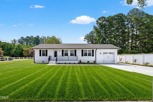 6715 Princeton Kenly Rd, Princeton, NC, 27569-7968 | Card Image