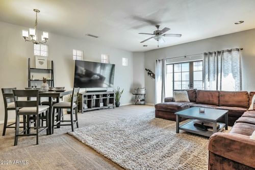 3434 E Avalon Dr, Phoenix, AZ, 85018-6981 | Card Image