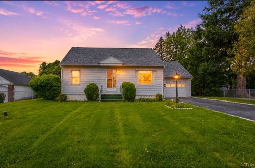 216 Toas Avenue, Salina, NY, 13211 | Card Image