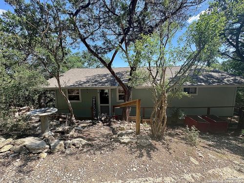 188 Hill Of Contentment, Lakehills, TX, 78063-6880 | Card Image