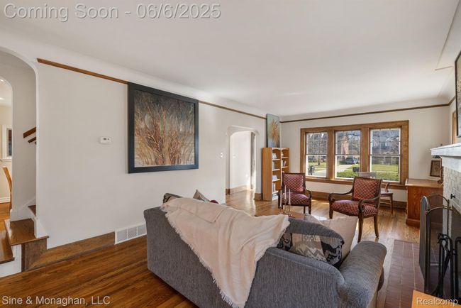 797 Washington Rd, House other with 5 bedrooms, 4 bathrooms and null parking in Grosse Pointe MI | Image 6