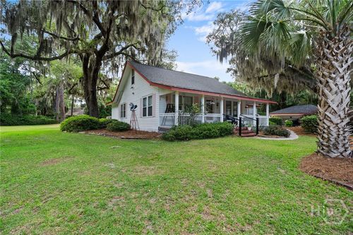 9042 Ferguson Avenue, Savannah, GA, 31406 | Card Image