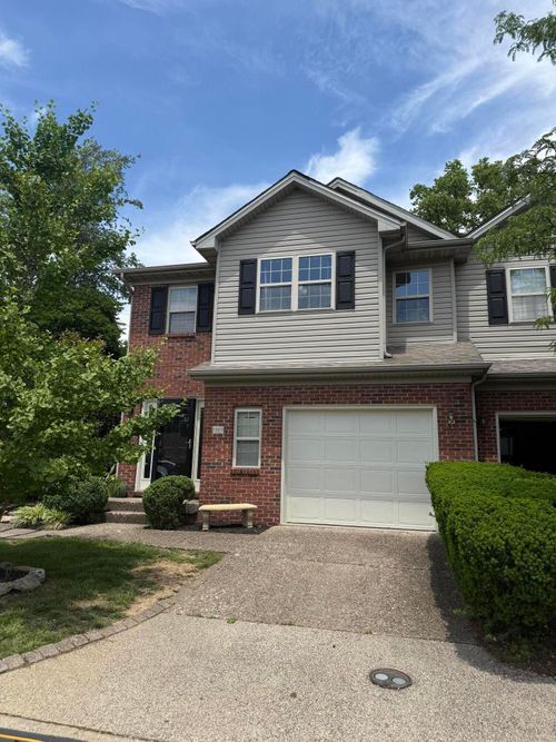 1525 Casper Ct, Lexington, KY, 40511-2312 | Card Image