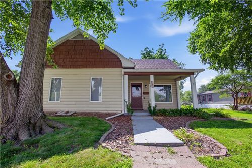 406 N 2nd St, Altamont, IL, 62411-1405 | Card Image