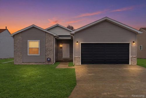 4332 Bridgeport Ct, Inkster, MI, 48141-2805 | Card Image