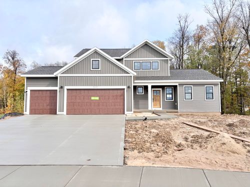 5970 Claymont Ct Se, Caledonia, MI, 49316-8586 | Card Image