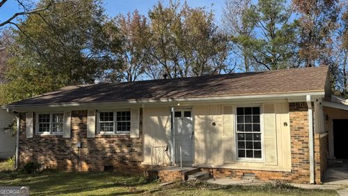 2718 Somerton Dr, Morrow, GA, 30260-1526 | Card Image