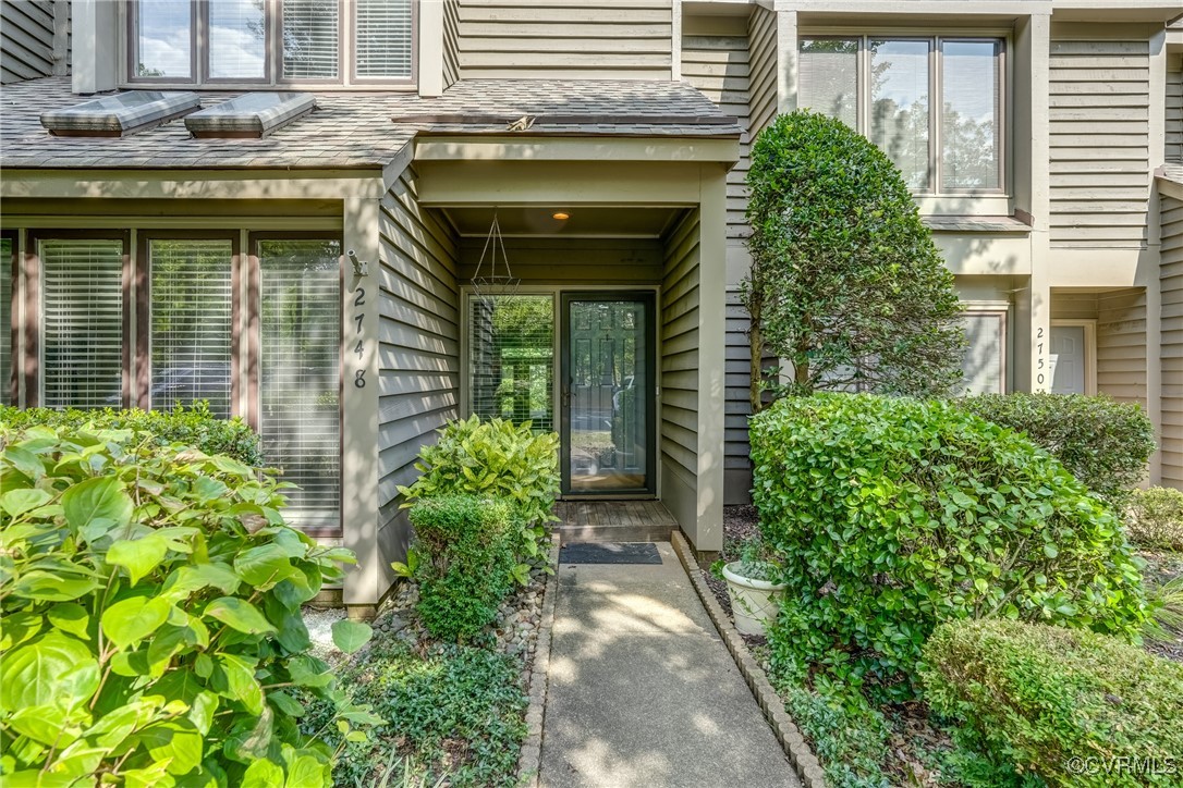 Old Point Dr, Henrico, VA 23233