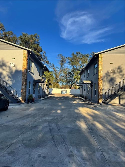 7919 Lakeshore Dr, TAMPA, FL, 33604-3719 | Card Image