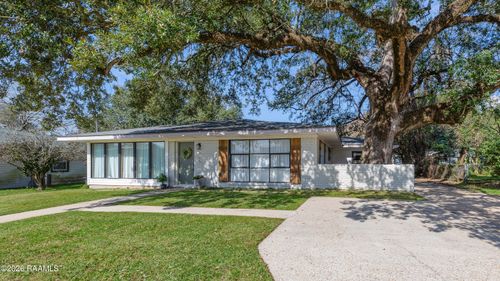 325 Oak St, Lafayette, LA, 70506-5637 | Card Image