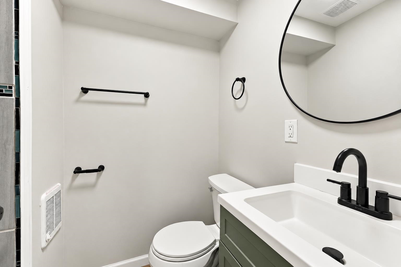 Residential Lease in JC, Downtown 5