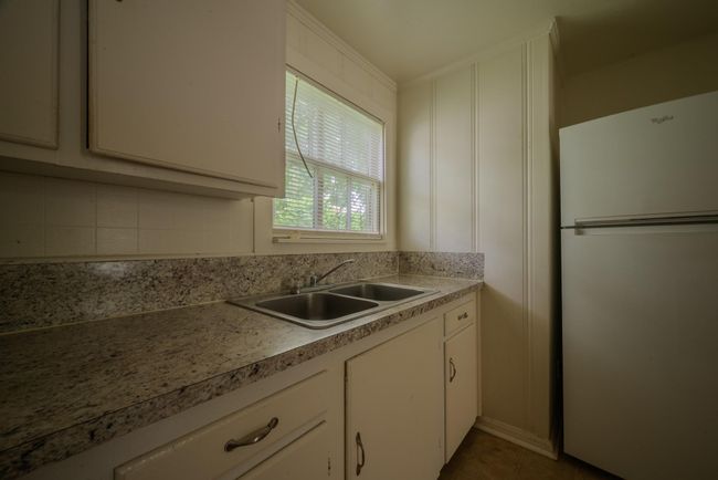 1005 Center St, House other with 3 bedrooms, 2 bathrooms and null parking in Wharton TX | Image 14