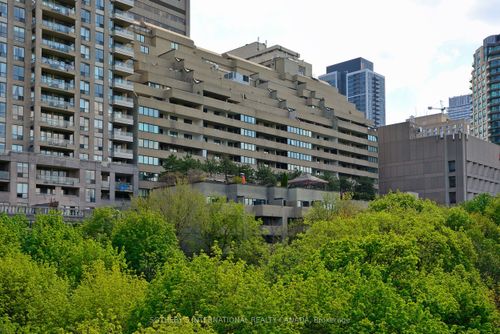 607-360 Bloor St E, Toronto, ON, M4W3M3 | Card Image