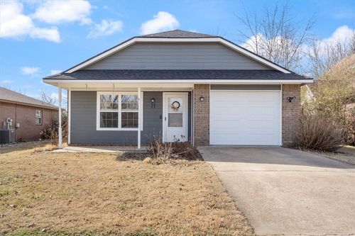 11 Jordan Lane, Bentonville, AR, 72712 | Card Image