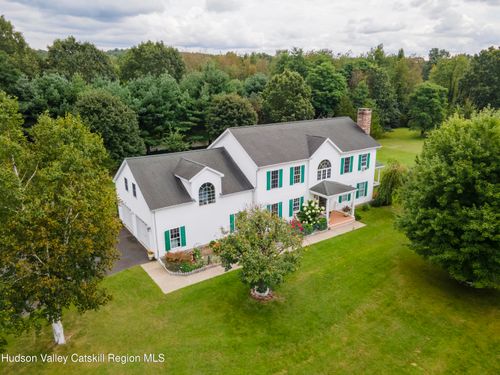 368 Gahbauer Rd, Hudson, NY, 12534-9159 | Card Image
