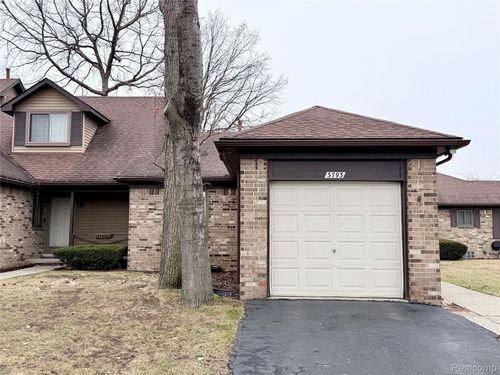 3793 Heritage Pkwy, Dearborn, MI, 48124-3195 | Card Image