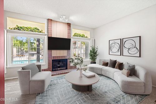 313-3354 Darby St, Simi Valley, CA, 93063-5332 | Card Image