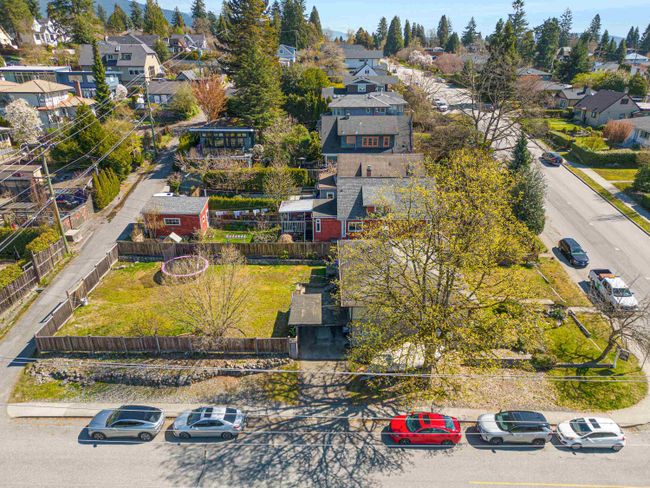 402 E 17 Th Street, House other with 3 bedrooms, 2 bathrooms and 2 parking in North Vancouver BC | Image 35