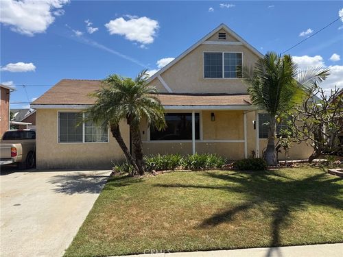 13034 Woodridge Ave, La Mirada, CA, 90638-1753 | Card Image
