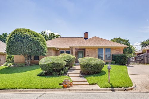 4322 Waycross Dr, Arlington, TX, 76016-3006 | Card Image