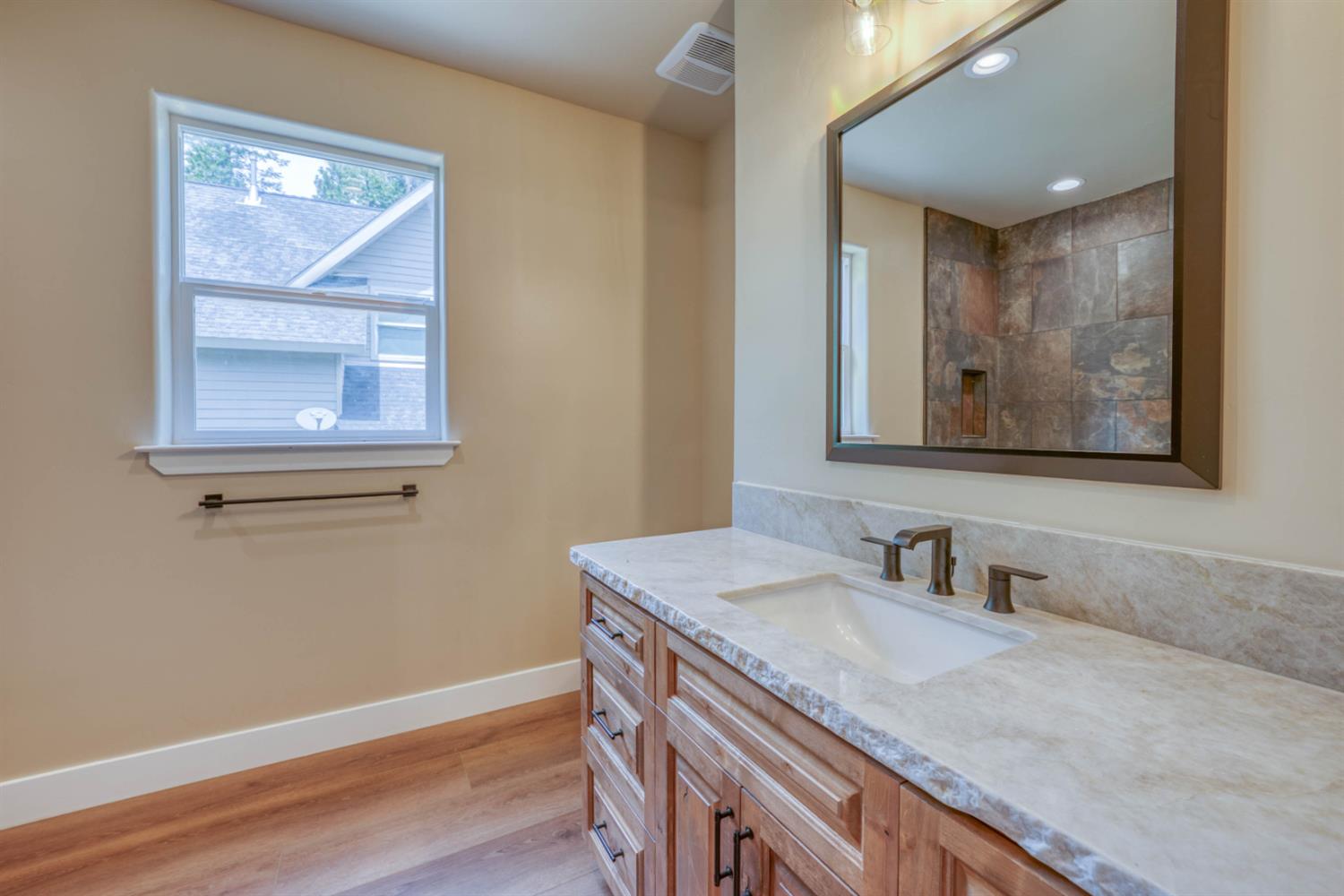 Residential in Shaver Lake 5