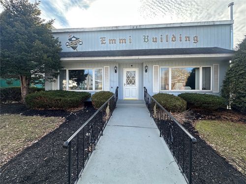 220 Genesee St, Auburn, NY, 13021-3479 | Card Image