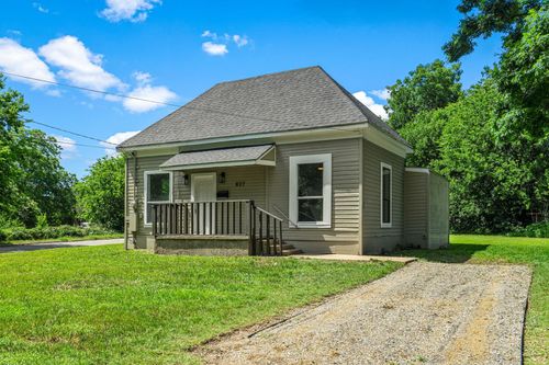 827 W Ellis St, Sherman, TX, 75092-5626 | Card Image