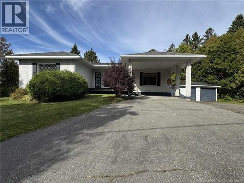 10 Rue Beaulieu, Saint Quentin, NB, E8A1A9 | Card Image