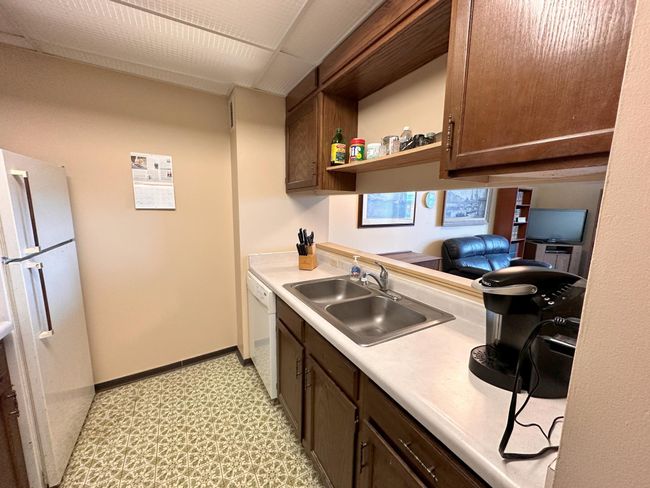 Kitchen | Image 14