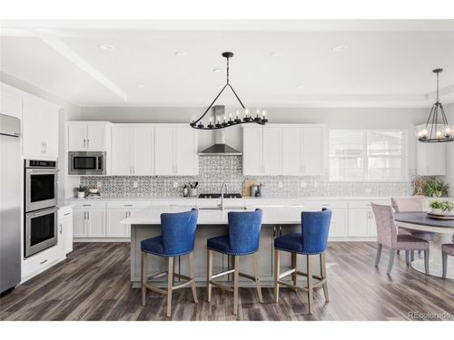 6843 S Vandriver Ct, Aurora, CO, 80016-7591 | Card Image