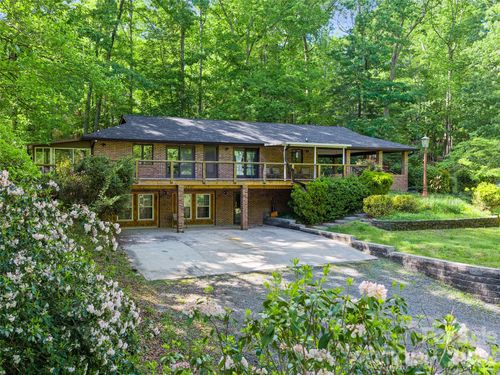 303 Brightwater Heights Dr, Hendersonville, NC, 28791-9756 | Card Image