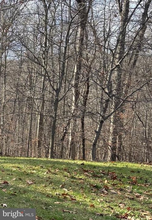 327 Hibernia Rd, COATESVILLE, PA, 19320-1287 | Card Image