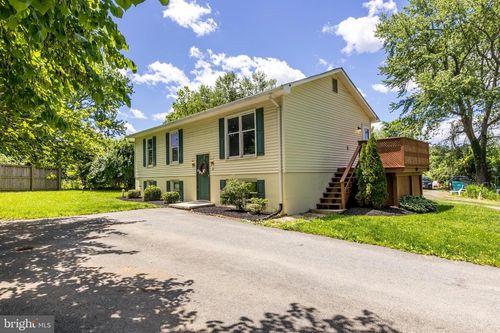 26 Sullivan Ave, Westminster, MD, 21157-4522 | Card Image