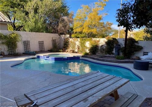10504 Beachwalk Pl, Las Vegas, NV, 89144-1392 | Card Image