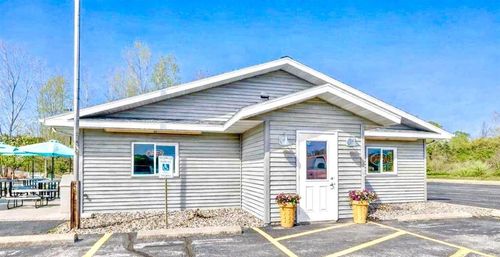 2630 School Lane, SUAMICO, WI, 54313 | Card Image