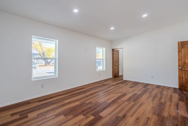 38 Private Drive 1548, House other with 4 bedrooms, 3 bathrooms and 10 parking in Hernandez NM | Image 21