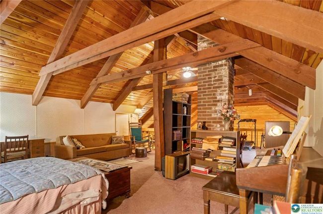 324 Hatchery Rd, House other with 2 bedrooms, 2 bathrooms and null parking in Jim Thorpe PA | Image 17