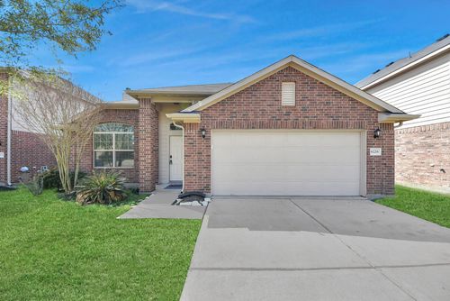 8226 Silent Deep Dr, Rosenberg, TX, 77469-1697 | Card Image