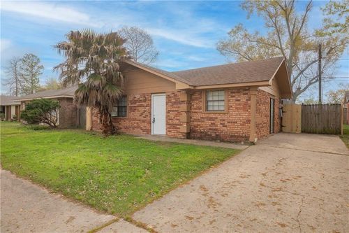 1924 Williamsburg Dr, La Place, LA, 70068-2823 | Card Image