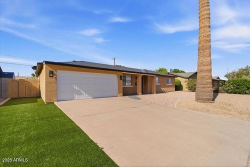 7327 E Mckinley St, Scottsdale, AZ, 85257-4315 | Card Image