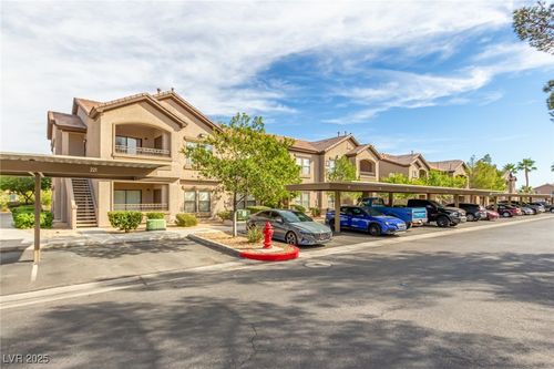 1084-8250 N Grand Canyon Dr, Las Vegas, NV, 89166-3725 | Card Image