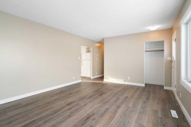 221 Frederick Avenue W, House other with 3 bedrooms, 1 bathrooms and 1 parking in Standard AB | Image 7